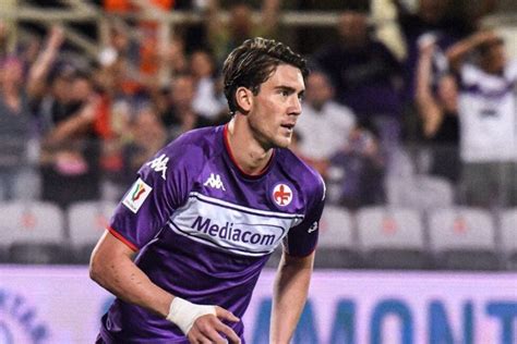 Dusan Vlahovic in maglia Fiorentina