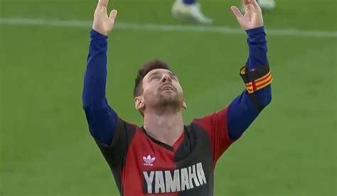 Lionel Messi che esulta