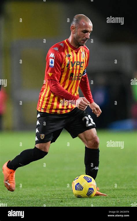 Matteo Schiattarella in azione durante una partita di calcio