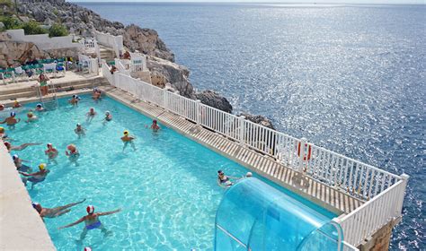 Piscina Solfurea delle Terme di Santa Cesarea a picco sul mare
