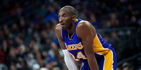 Kobe Bryant in azione durante una partita dei Lakers