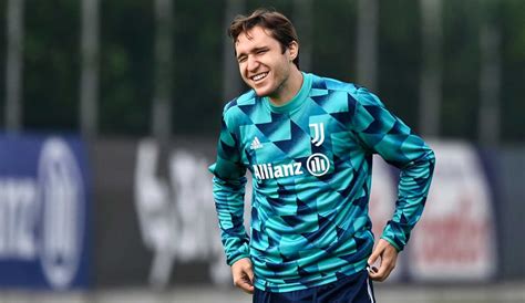 Federico Chiesa in allenamento