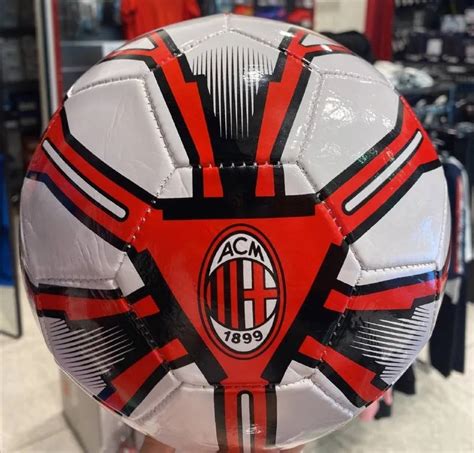 Collezione di merchandising ufficiale AC Milan