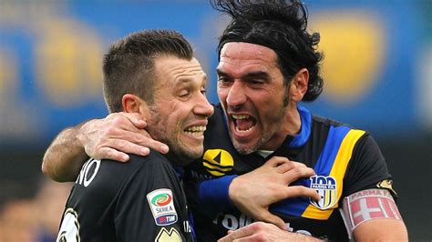 Alessandro Lucarelli con la fascia da capitano del Parma