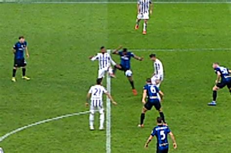 Area di rigore dell'Inter durante Inter-Atalanta