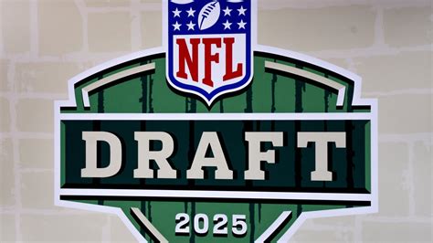 Schematizzazione del Draft NFL con le scelte in base al record.