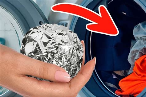 Palla di stagnola in asciugatrice