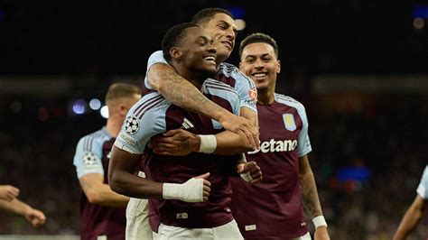 Prima partita Aston Villa con regole miste rugby/calcio