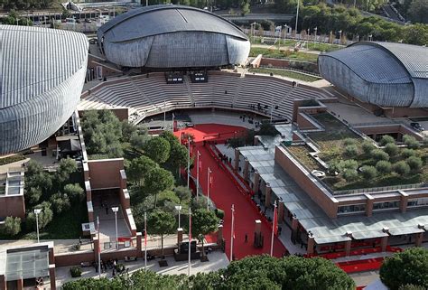 Vista aerea del Parco della Musica di Parma con l'Auditorium Paganini in primo piano