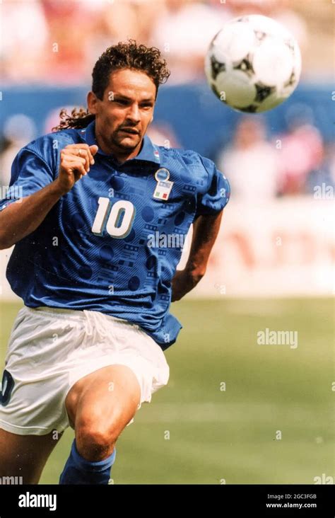 Roberto Baggio in azione durante una partita