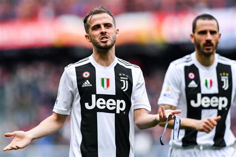 Grafico delle plusvalenze sospette della Juventus