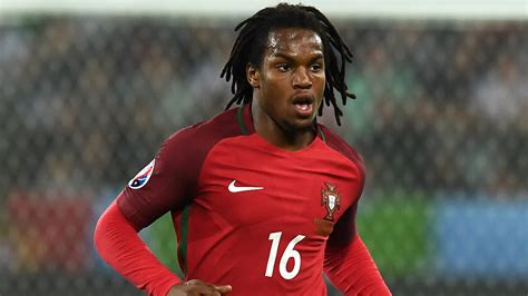 Renato Sanches che gioca per il Bayern Monaco
