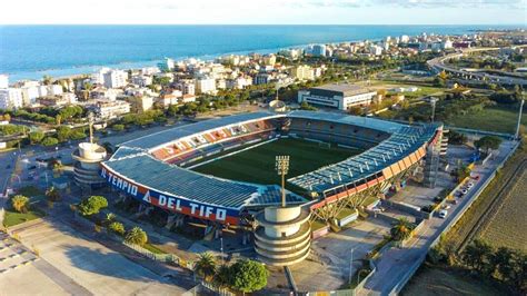 Vista dello stadio Riviera delle Palme
