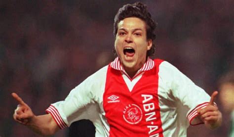 Jari Litmanen con la maglia dell'Ajax