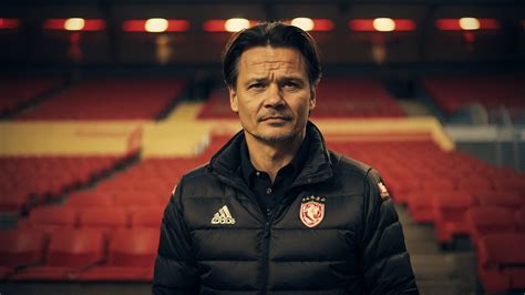 Jari Litmanen con la maglia del Liverpool