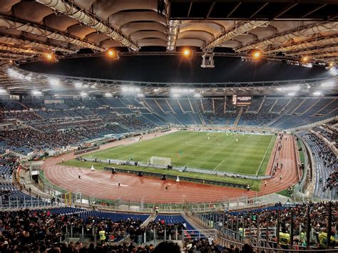 Stadio Olimpico addobbato per il Centenario
