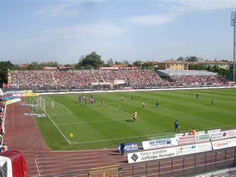 Tifosi del Rimini Football Club allo stadio