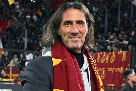 Marco Delvecchio durante un derby di Roma