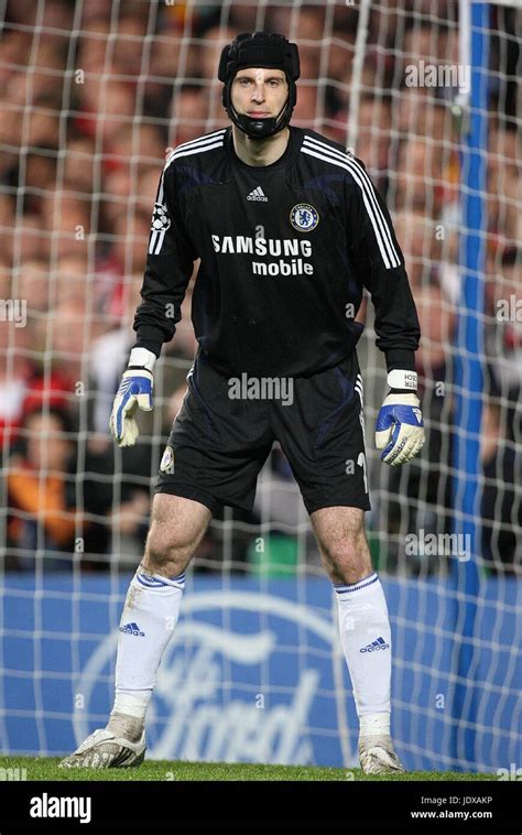 Petr Čech in azione con il Chelsea