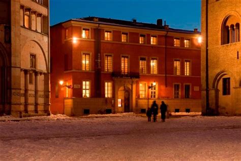 Palazzo Dalla Rosa Prati con vista sul Duomo di Parma