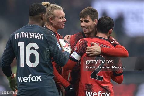 Foto Simon Kjaer e Mike Maignan