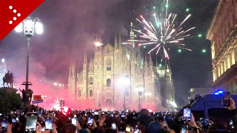 Fuochi d'artificio su Piazza Duomo