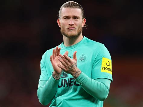 Loris Karius in azione durante la finale di Carabao Cup