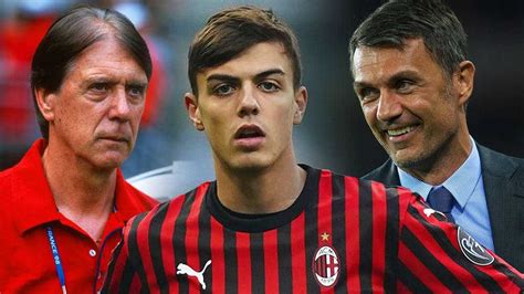 La famiglia Maldini con la maglia del Milan