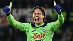 Marco Carnesecchi para un rigore