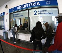 Biglietteria treni FSE a Lecce