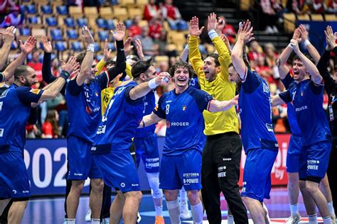 Squadra di pallamano del Barcellona in azione