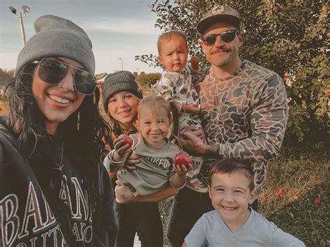Foto di Chelsea Houska con il marito Cole DeBoer e i loro figli