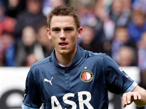 Stefan De Vrij in lacrime in panchina
