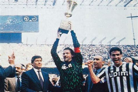 Stefano Tacconi con la maglia della Juventus