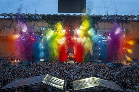 Palco dei Muse a San Siro con effetti speciali