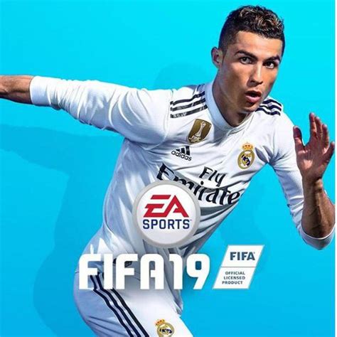 Copertina di FIFA 19 con Cristiano Ronaldo