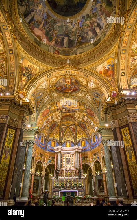 Interno del Santuario della Beata Vergine della Speranza