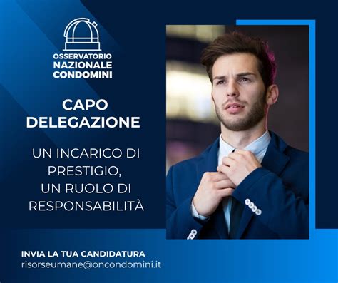 Ragazzo che invia candidatura online
