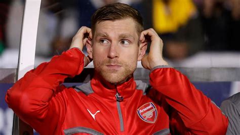 Per Mertesacker in azione