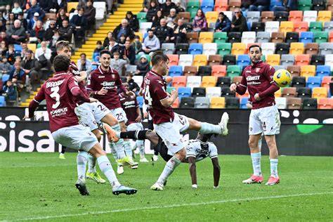 Un momento della partita Salernitana-Juventus
