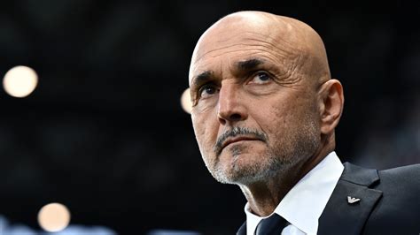 Luciano Spalletti con la Coppa Italia