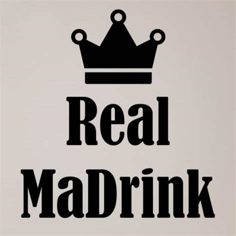 Logo del Real Madrink con elementi legati all'alcol