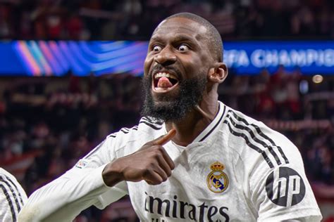 Antonio Rüdiger in marcatura