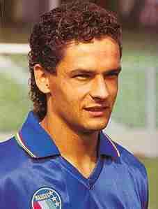 Roberto Baggio durante una partita iconica