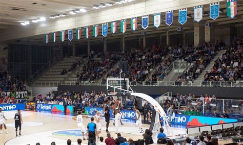 Vista interna del PalaTrento