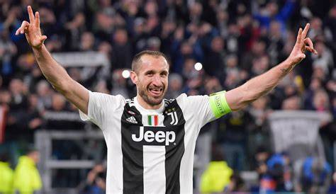 Foto di Giorgio Chiellini con la maglia della Juventus