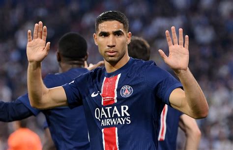 Grafico che mostra l'andamento delle presenze, gol e assist di Achraf Hakimi al PSG