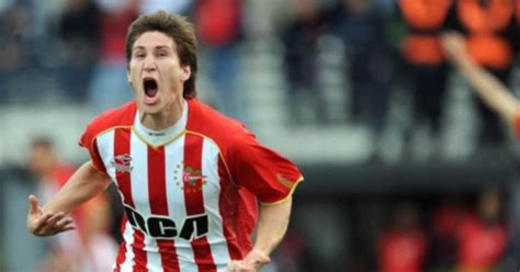 Federico Fernández in maglia Estudiantes