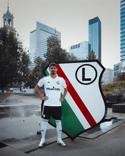 Simboli e stemmi calcistici legati al Legia Varsavia