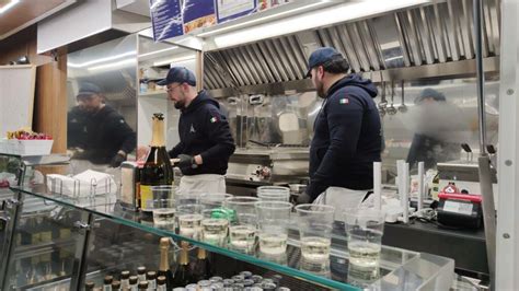 banco di street food a Firenze